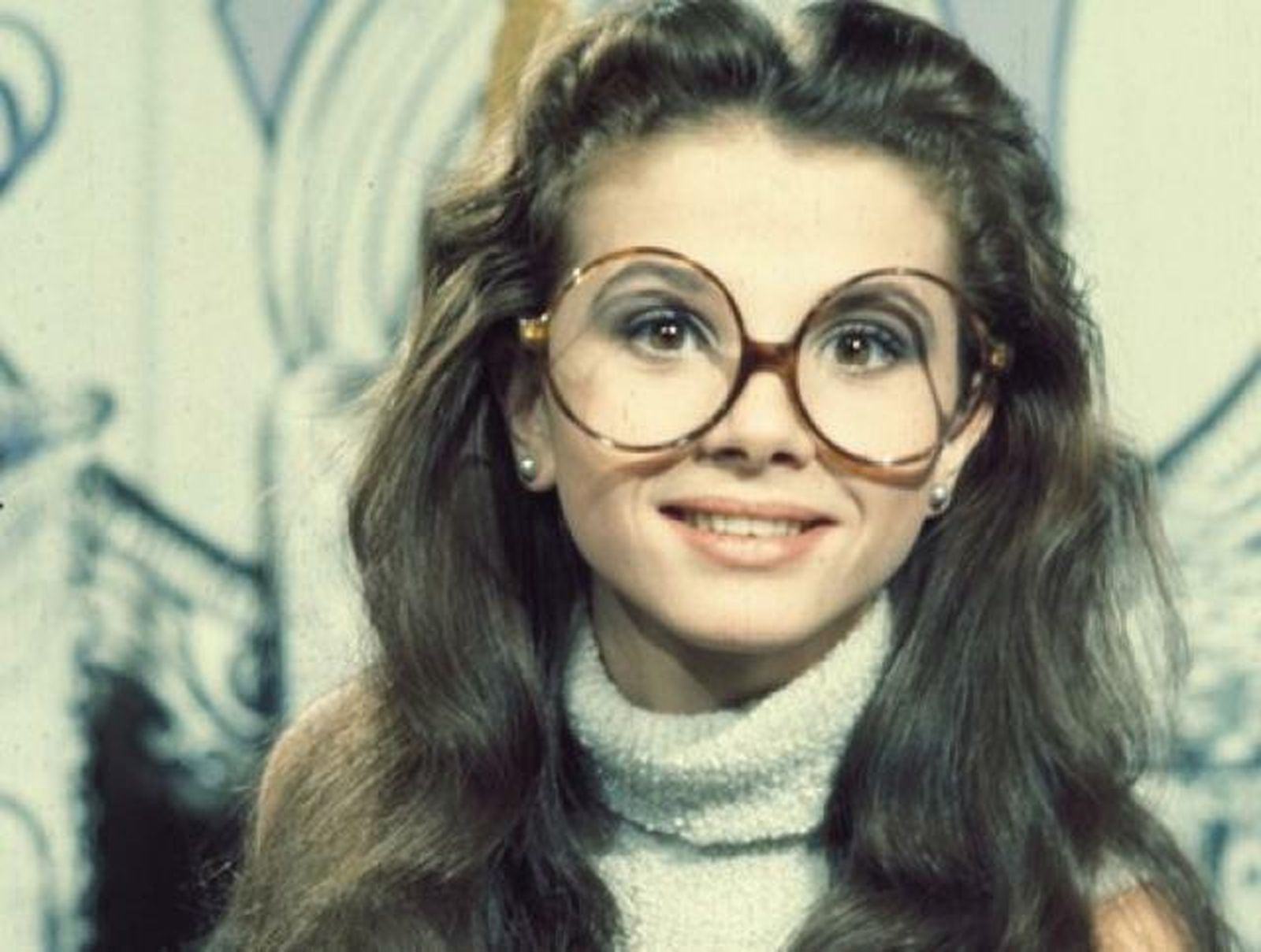 Victoria Abril, la azafata más internacional surgida del 'Un, dos, tres'