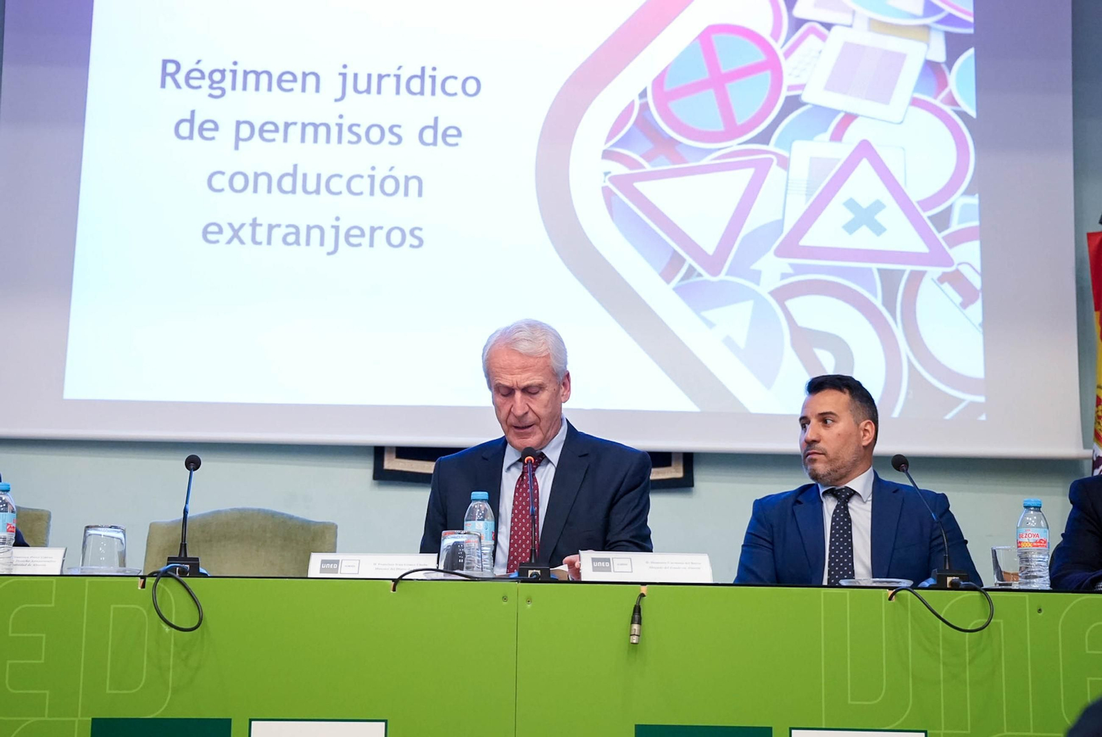 Las imágenes de la III Jornada de Tráfico, Seguridad Vial y Medicina Legal de la UNED de Almería
