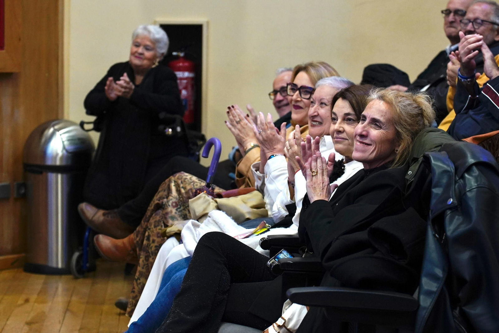 Fotos de la entrega del premio Ateneo José Román de Algeciras 2025 a Juan Moya