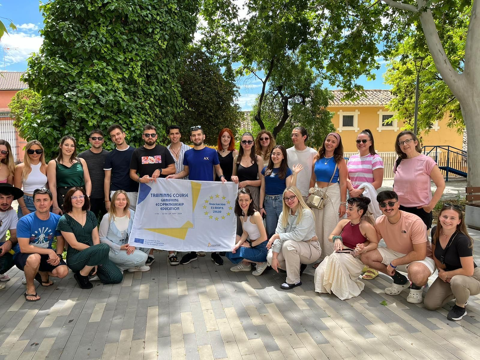 Alumnos del curso intensivo a nivel europeo para trabajadores juveniles sobre ecoemprendimiento.