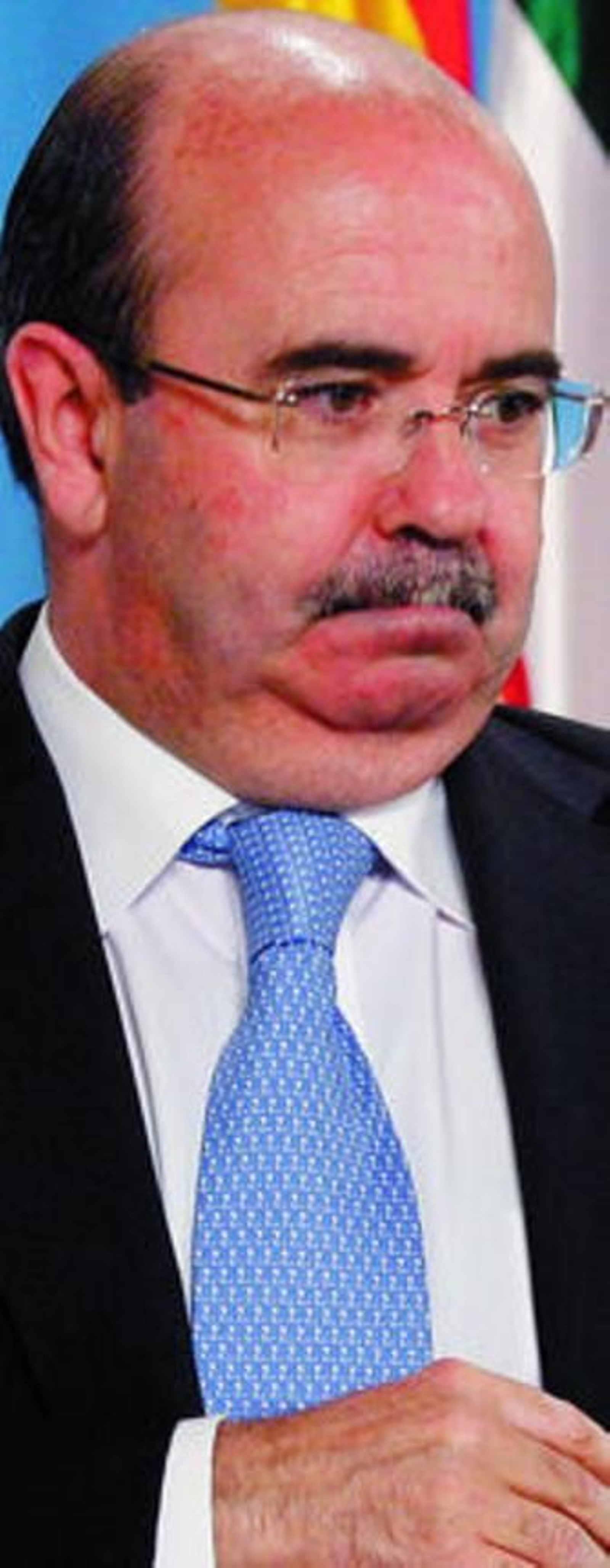 Es el miembro más destacado del actual Gobierno de Chaves y lo respaldan el partido y el presidente.