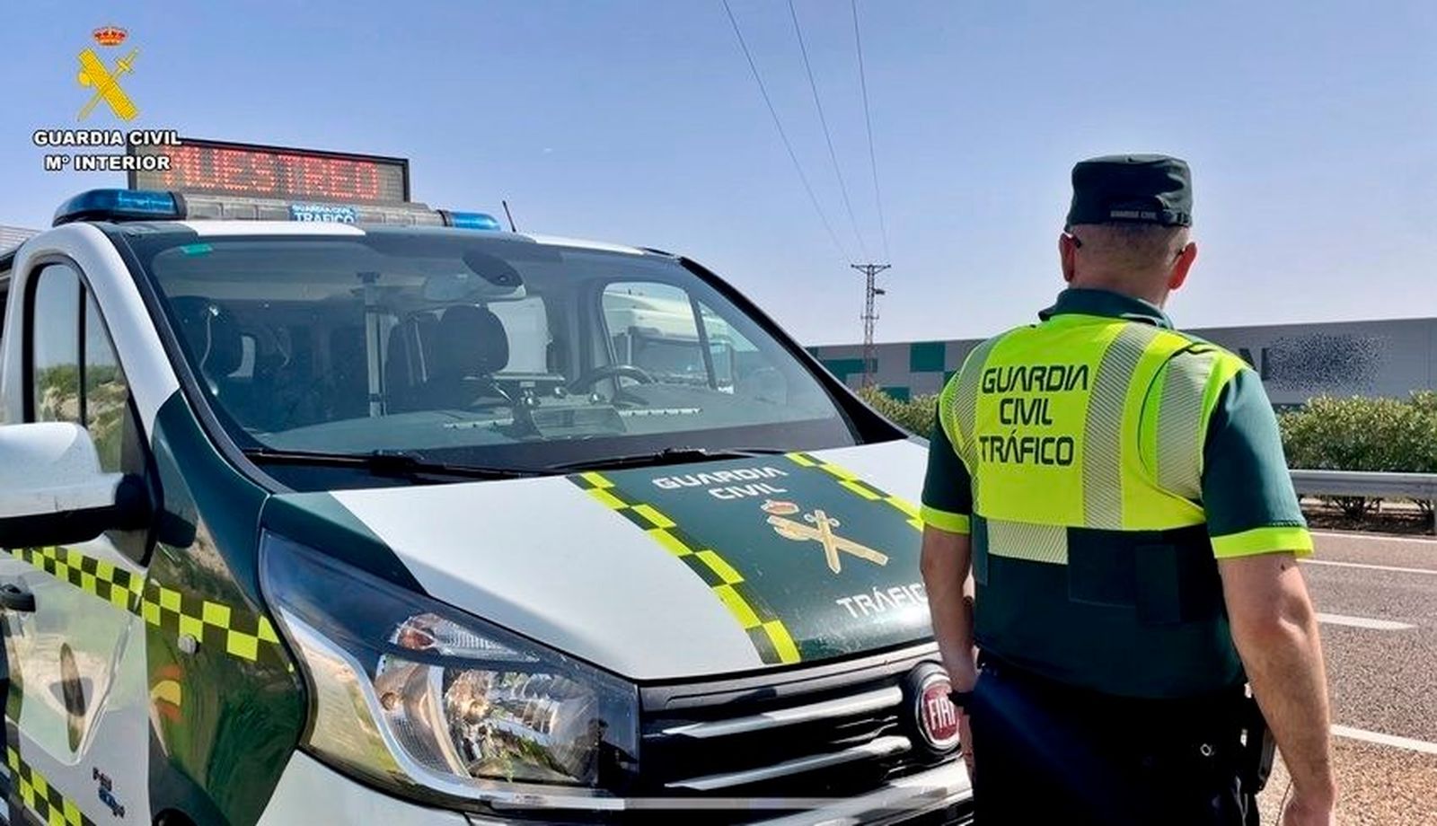 Imagen de un control de la Guardia Civil de Tráfico.