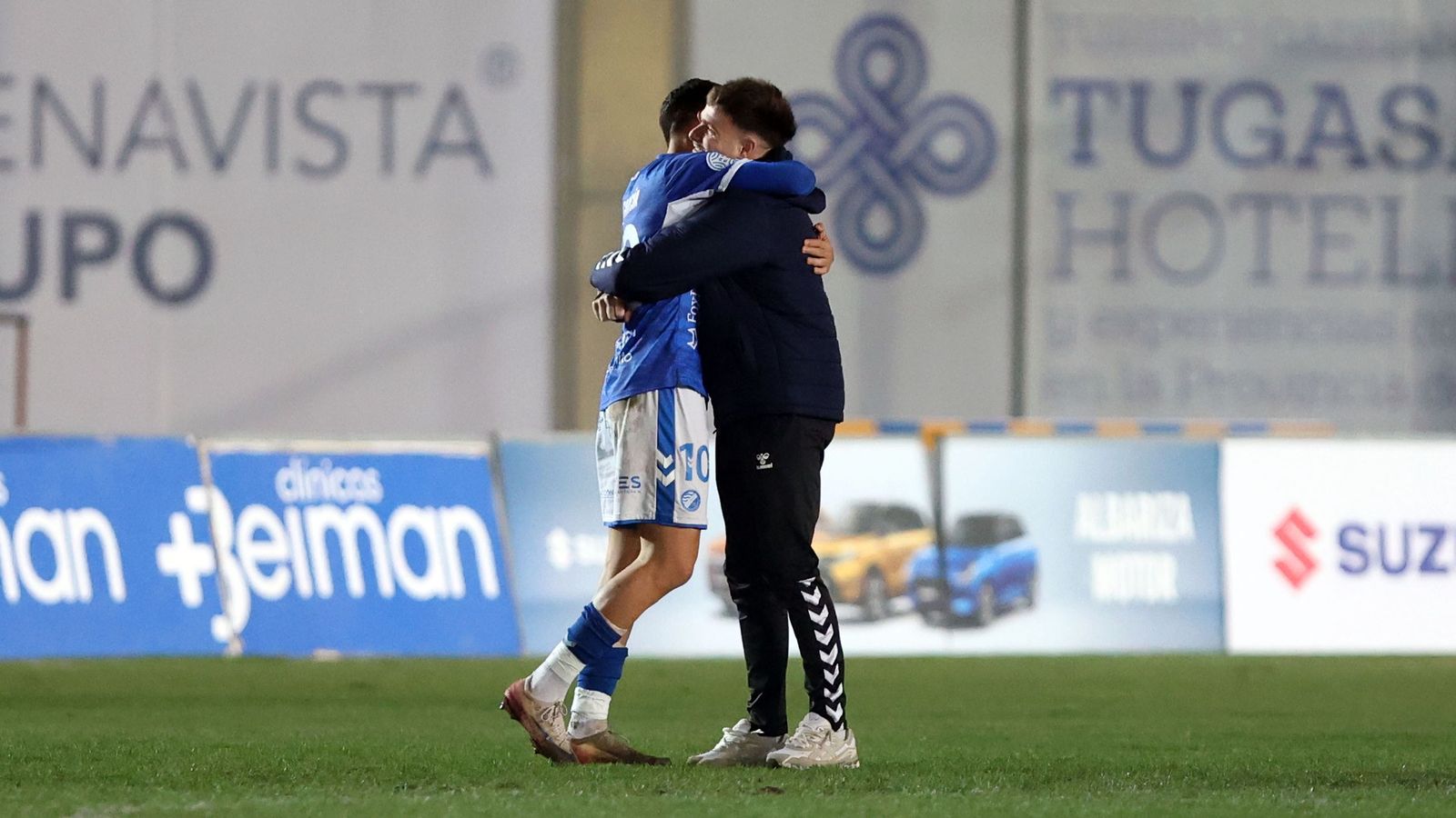 Imágenes del Xerez DFC contra La Unión Atlético en Chapín