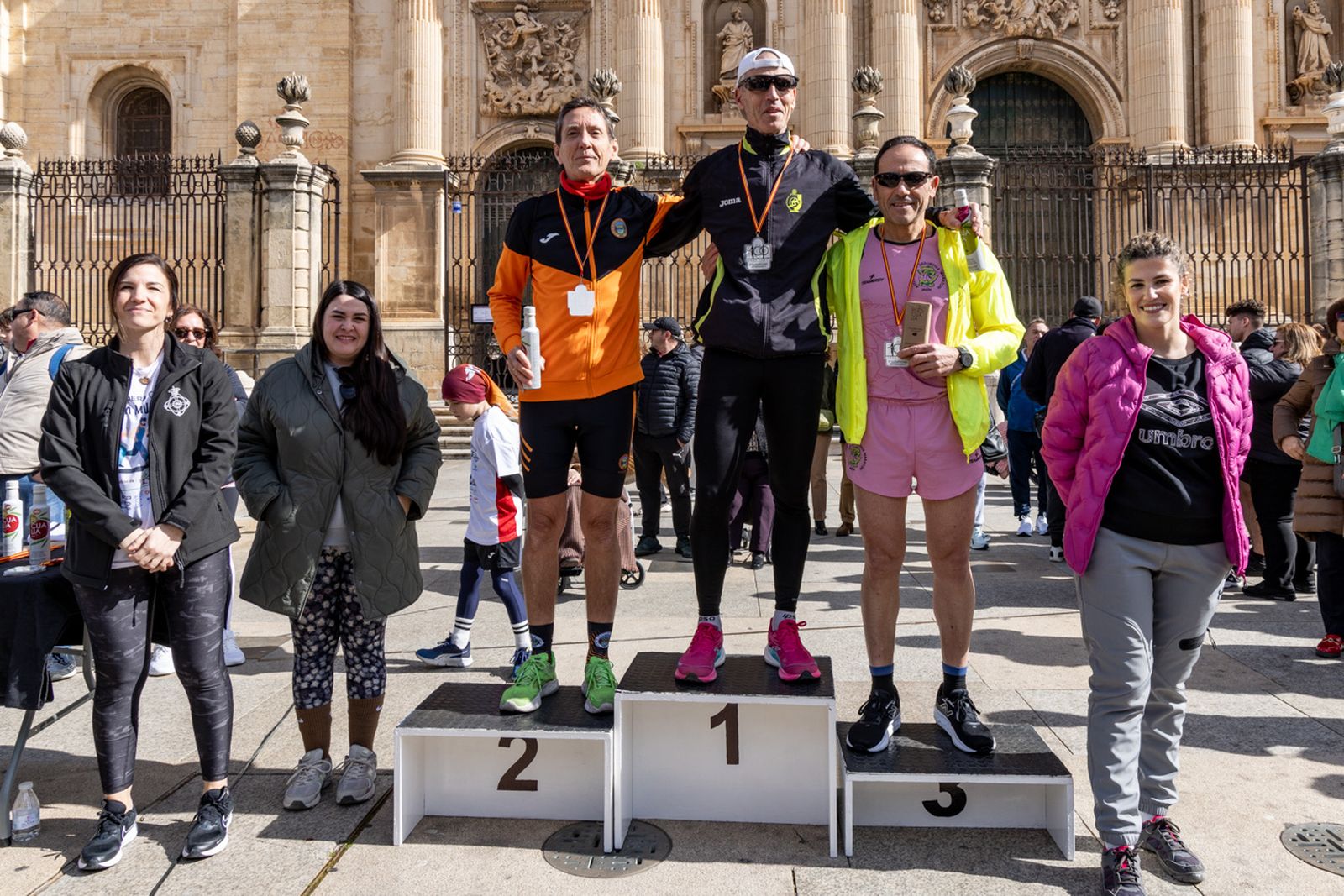 En imágenes: deporte y solidaridad se dan la mano en la VI Carrera-Caminata de la Hermandad de la Buena Muerte (2)