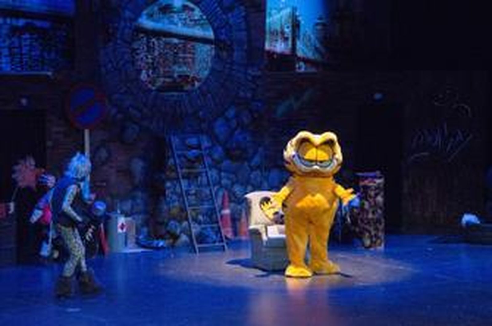 ‘Garfield’ enseña con música a los niños a ser responsables con las mascotas