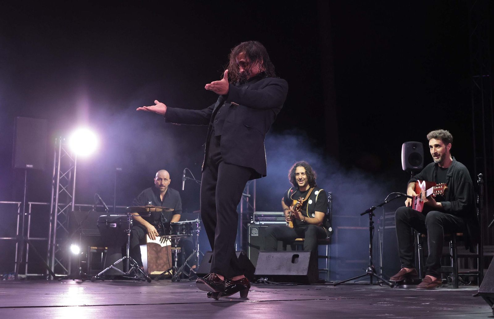Fotos del concierto del sexteto flamenco en el Encuentro de Guitarra Paco de Lucía