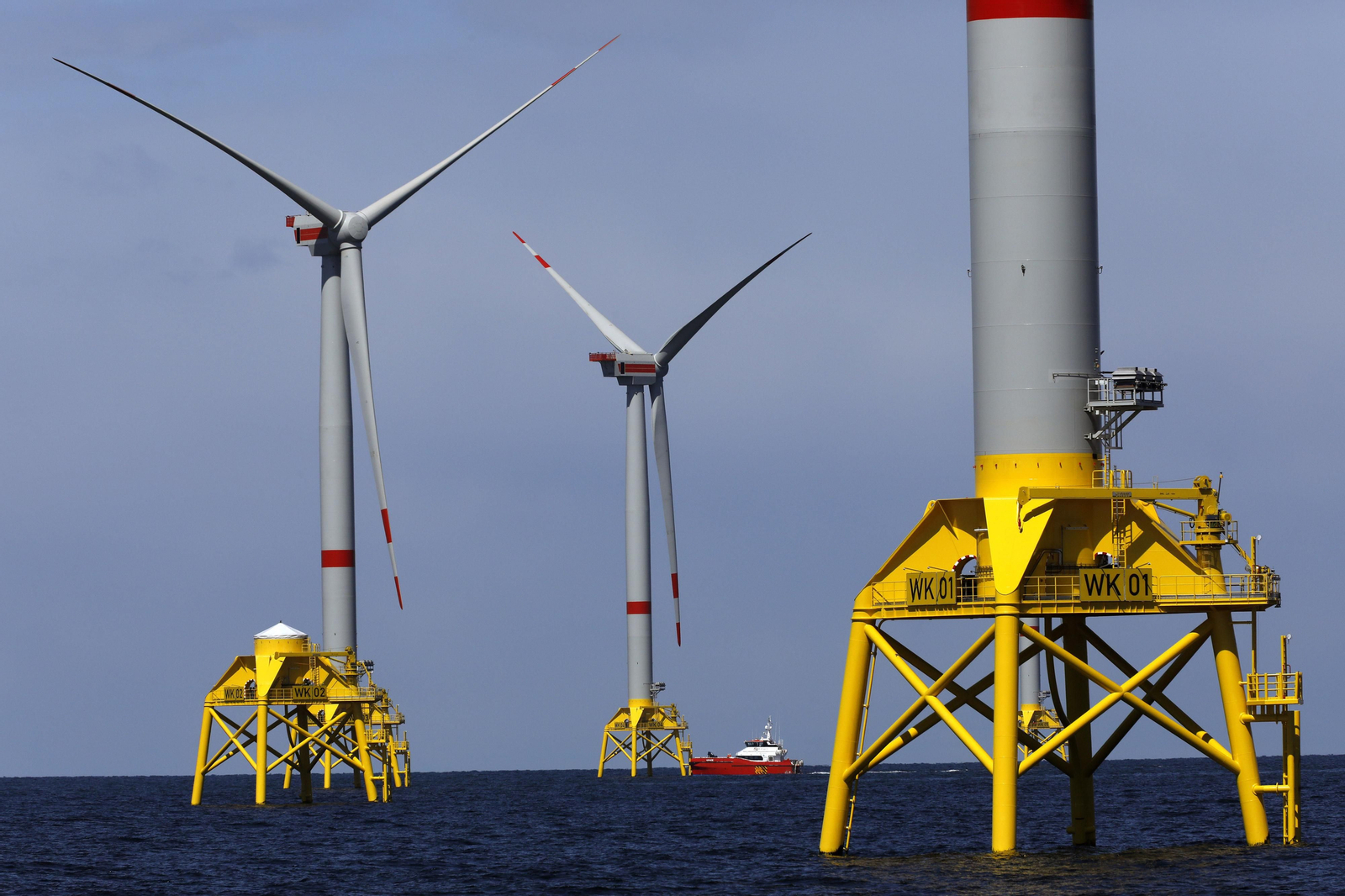 Puerto Real, presente en la estación eólico marina Wikinger