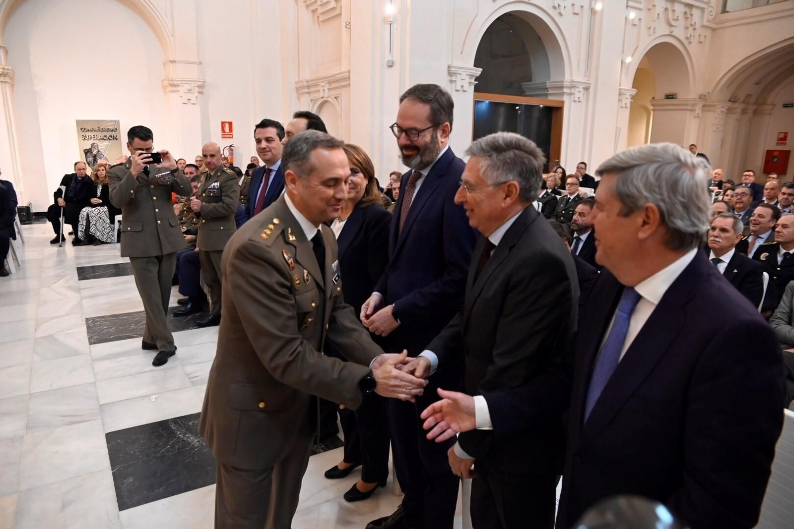 El Día de la Subdelegación de Defensa de Córdoba, en imágenes