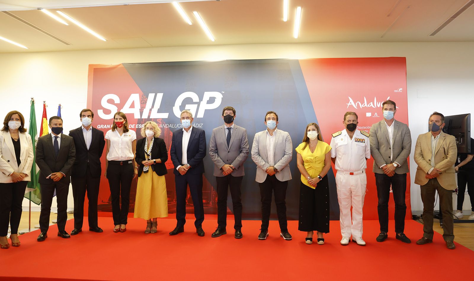 Foro de familia en la presentación de la prueba de SailGP de Cádiz en Sevilla.
