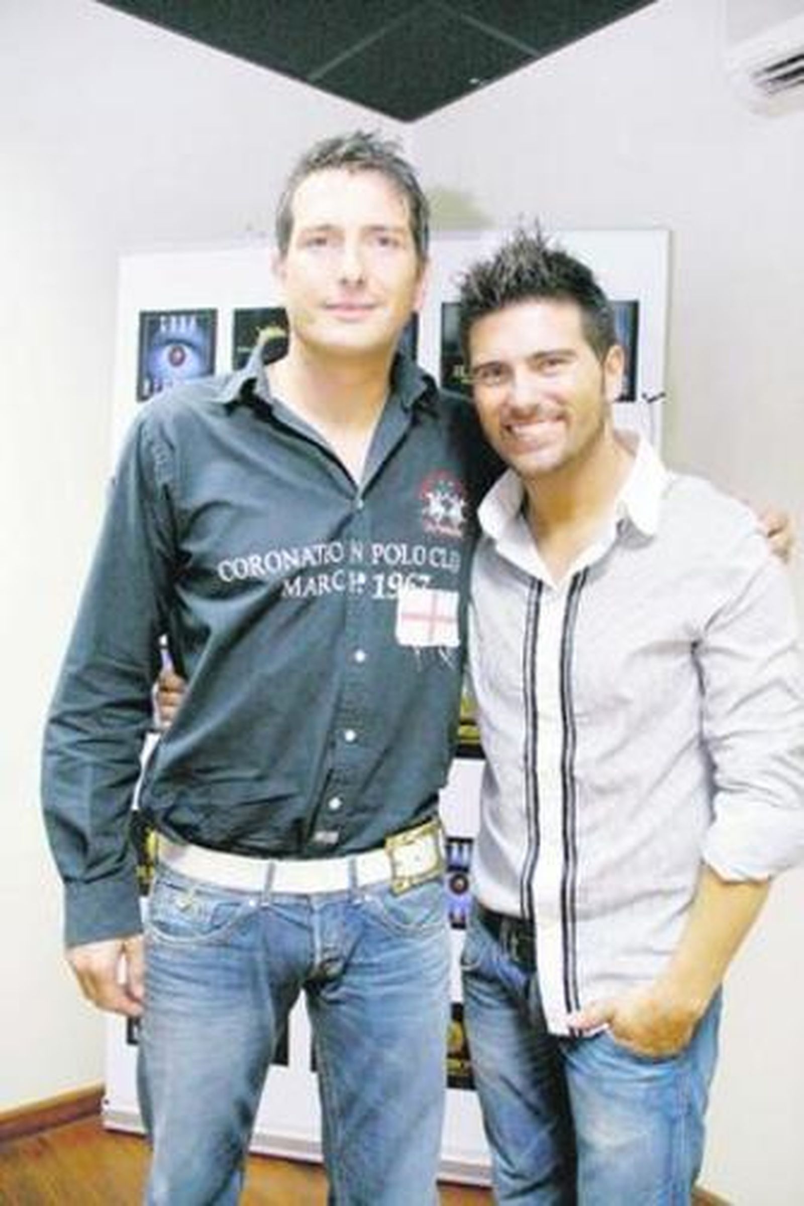 Gran Hermano atraca en el Puerto Deportivo de Aguadulce