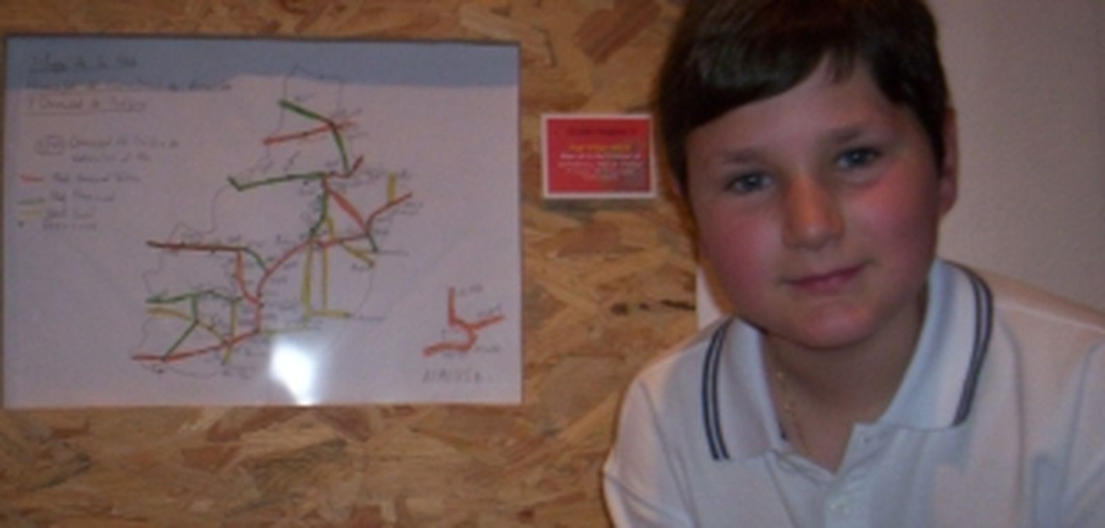 Un alumno de Fondón recibe un premio del concurso ‘Andalucía en un mapa’ que fomenta la cartografía en la educación