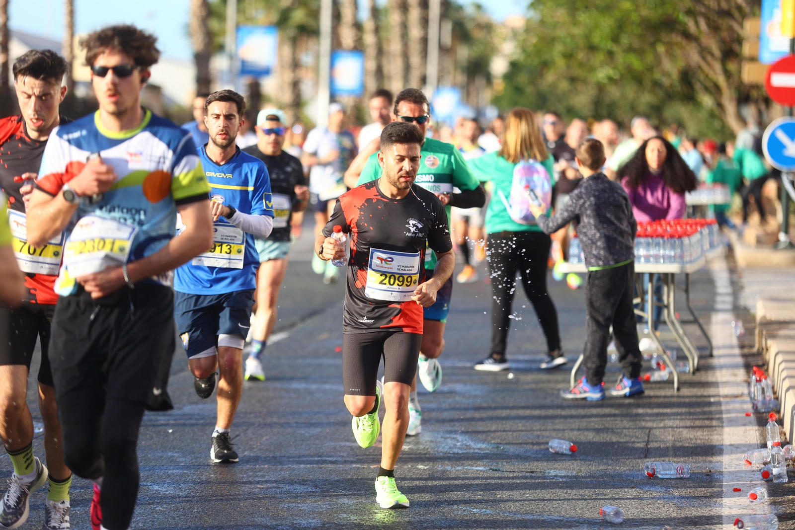 Las mejores fotos de la Media Maratón de Málaga 2024 Las mejores fotos de la Media Maratón de Málaga 2024