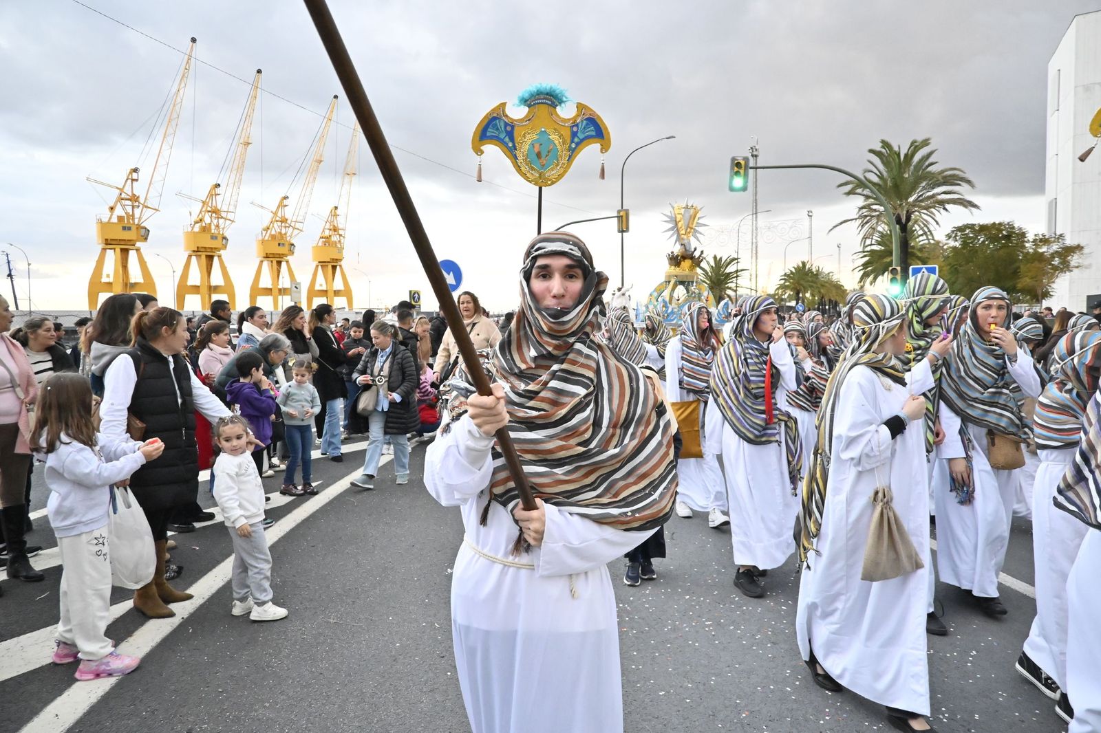 Las mejores fotografías de la llegada de los Reyes Magos a Huelva
