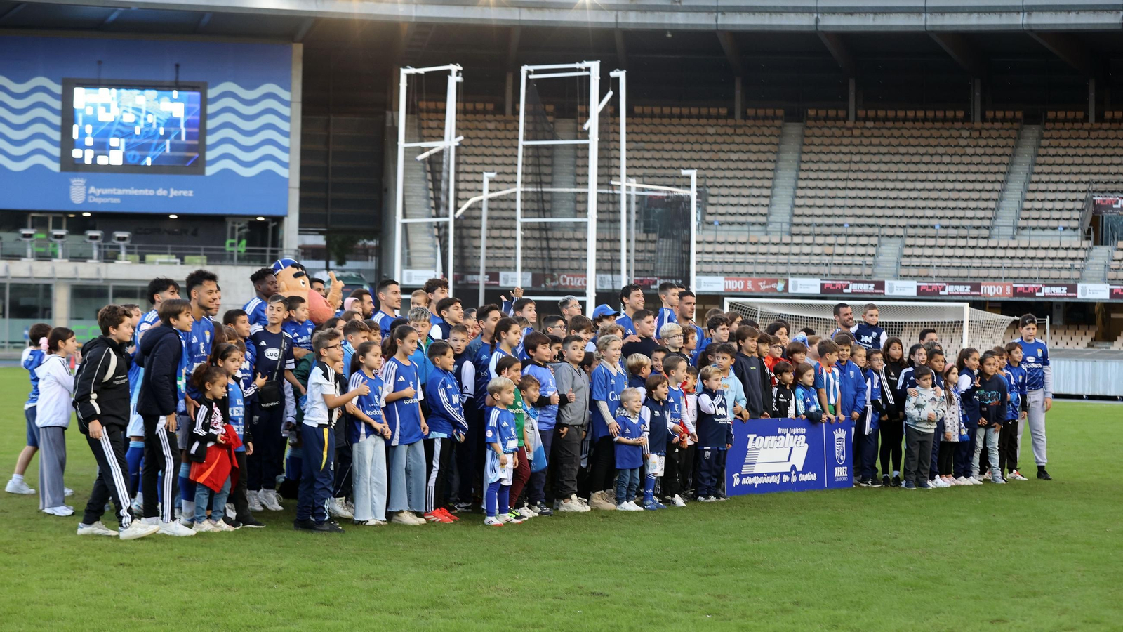 Imágenes del Xerez CD contra el Lorca Deportiva en Chapín