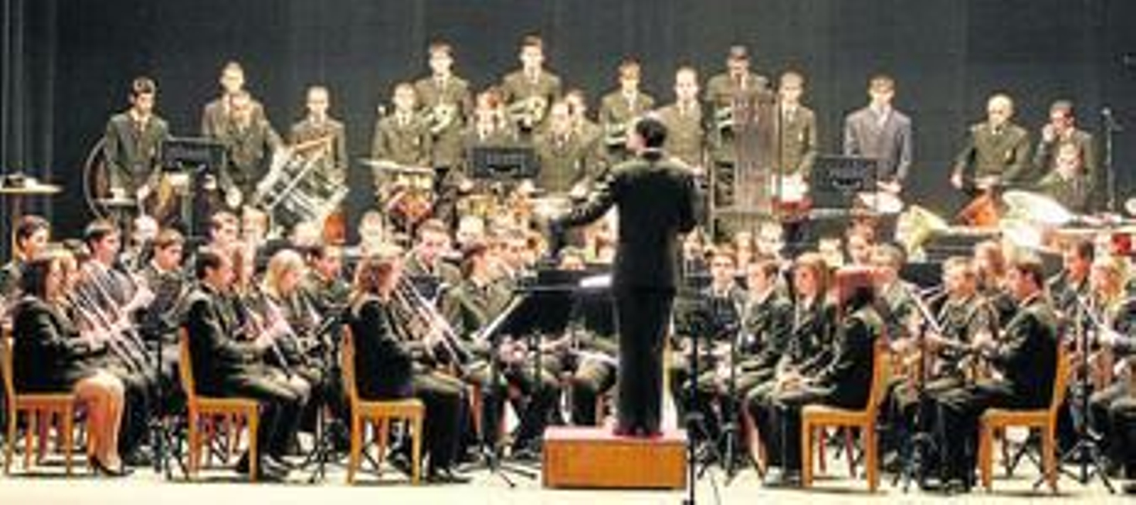 La banda de música del Maestro Dueñas volverá a protagonizar el concierto de la tertulia Al Palo en el Gran Teatro Falla.