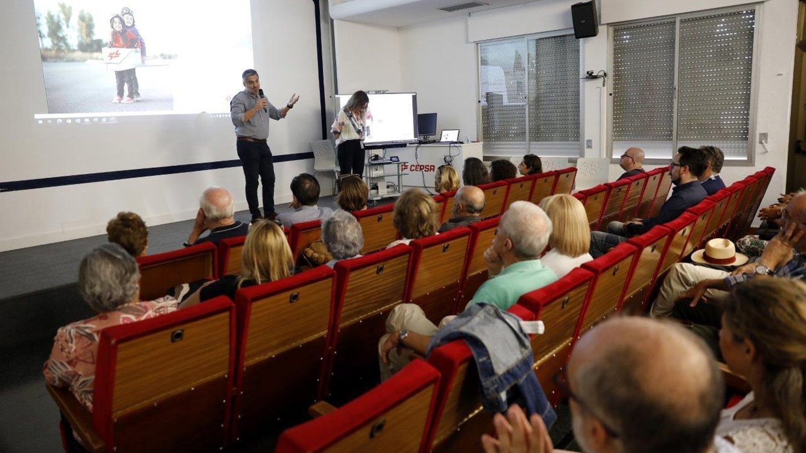 Un momento de la exposición de bienvenida al Parque Energético.