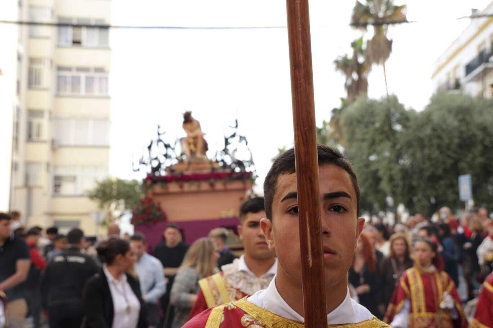 Así ha sido la primera salida de Coronación de Espinas en San Fernando