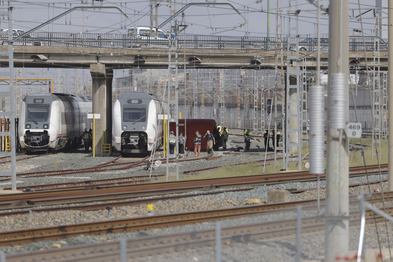 Fotos: Aparece el cadáver de Álvaro Prieto entre dos vagones de un tren  en la estación de Santa Justa en Sevilla
