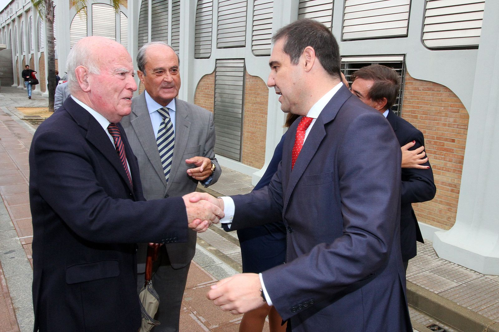 Imágenes de la toma de posesión del nuevo presidente del Puerto de Huelva, José Luis Ramos.