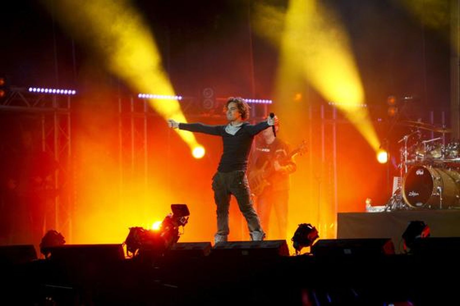 El almeriense David Bisbal durante una actuación.

Foto: Gustavo Cuevas