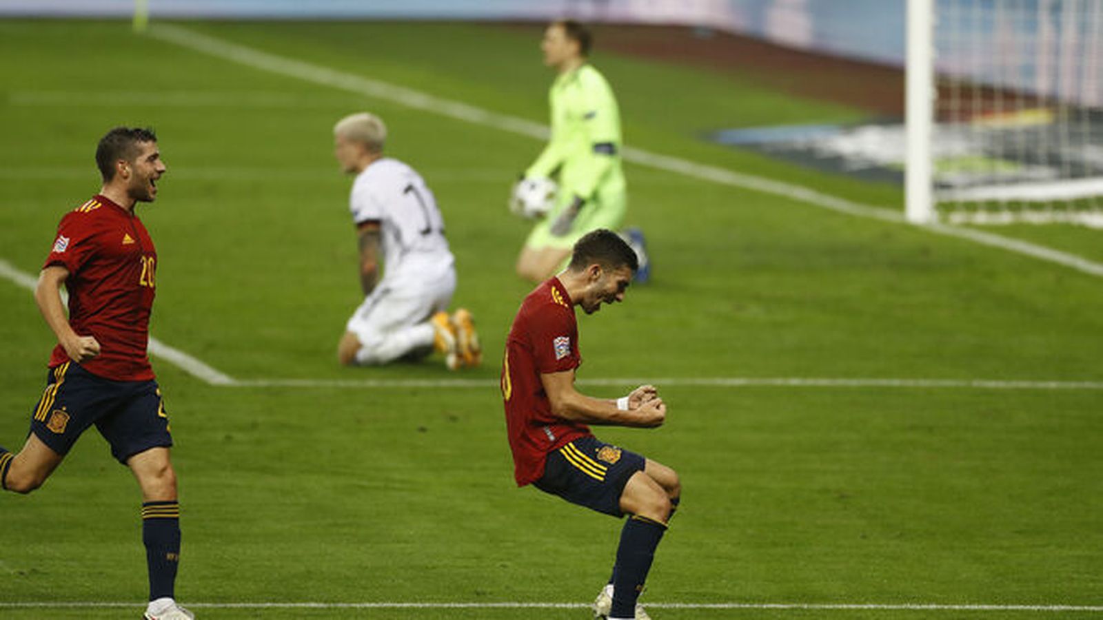 Foto del histórico España-Alemania en La Cartuja de Sevilla / ANTONIO PIZARRO
