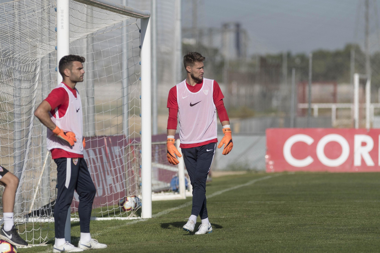 Juan Soriano, junto a Vaclik, en un entrenamiento.