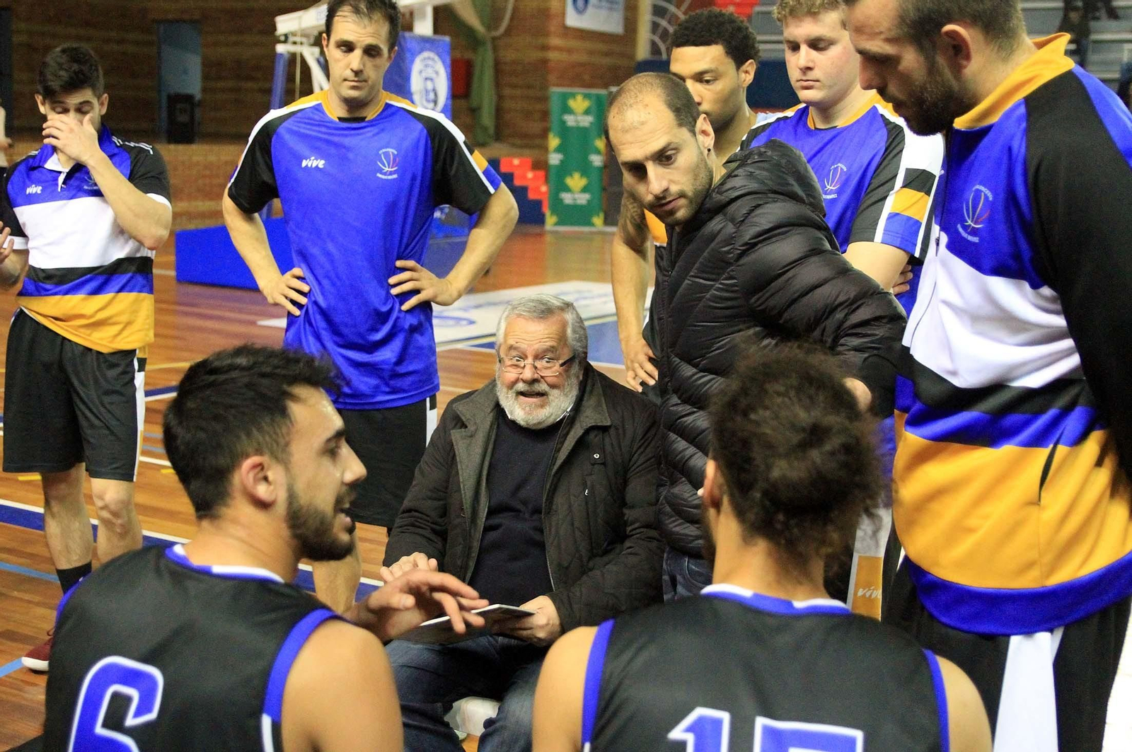 Imágenes del partido de baloncesto Enrique Benítez- Benahavís