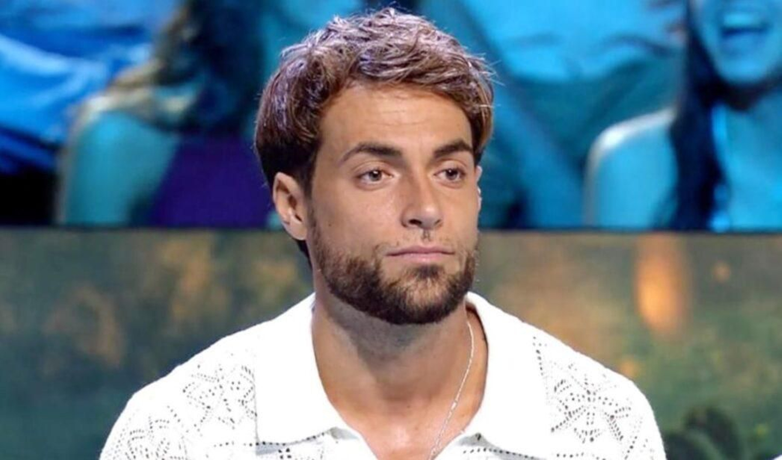Montoya ha reaparecido con rostro serio y sin querer hacer declaraciones tras su plantón a 'Supervivientes'. Montoya ha reaparecido con rostro serio y sin querer hacer declaraciones tras su plantón a 'Supervivientes'.
