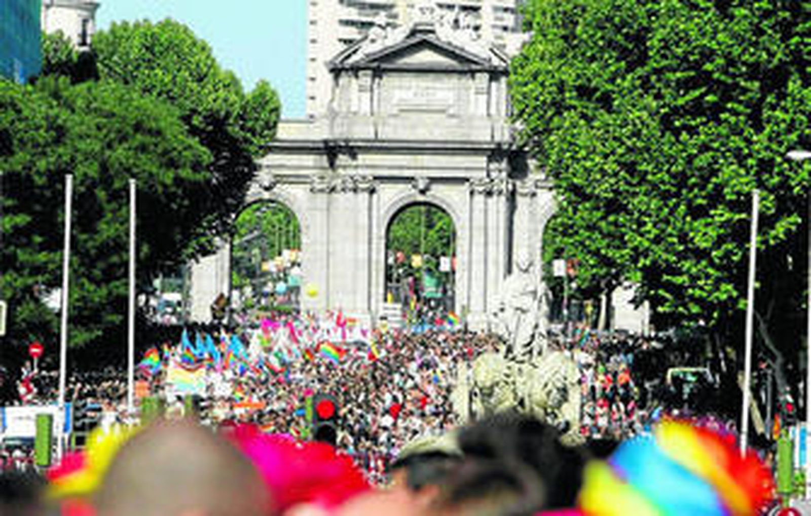Miles de personas particiron el año pasado en la marcha del Orgullo Gay de Madrid.