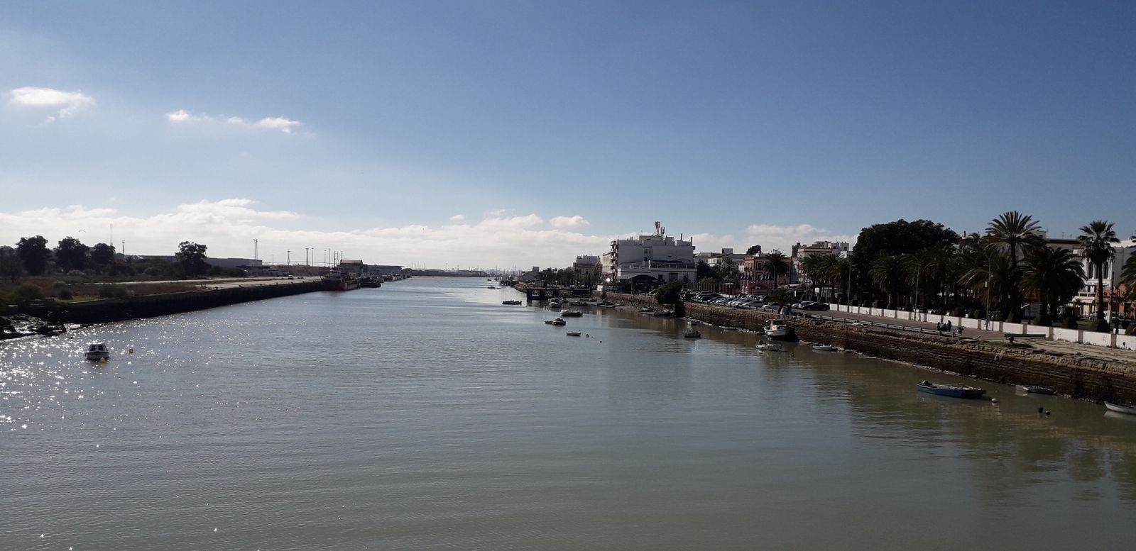 En torno al río Guadalete hay diferentes proyectos, como el nuevo puente para dar entrada a la ciudad por la plaza de la Pescadería o el paseo fluvial de la margen derecha.