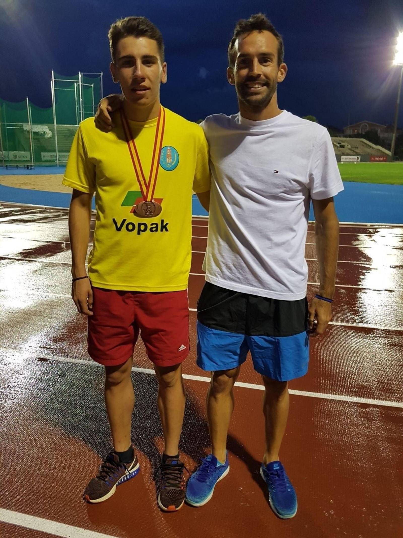 Joan Serrano, con la medalla de bronce.