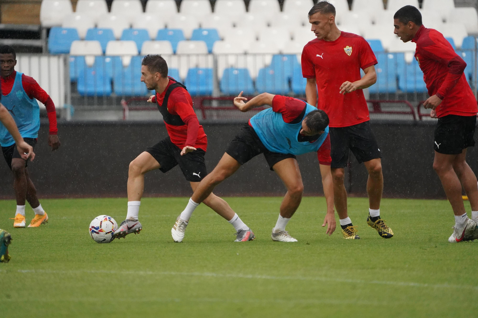 Imágenes del entrenamiento rojiblanco de este viernes