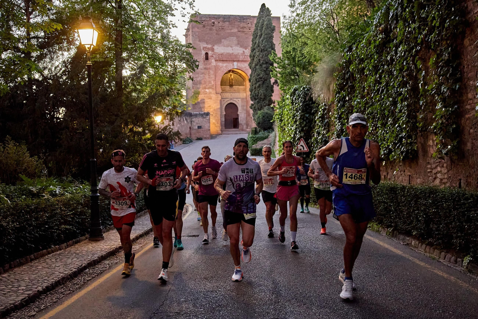 Las mejores imágenes de la Media Maratón Ciudad de Granada 2025