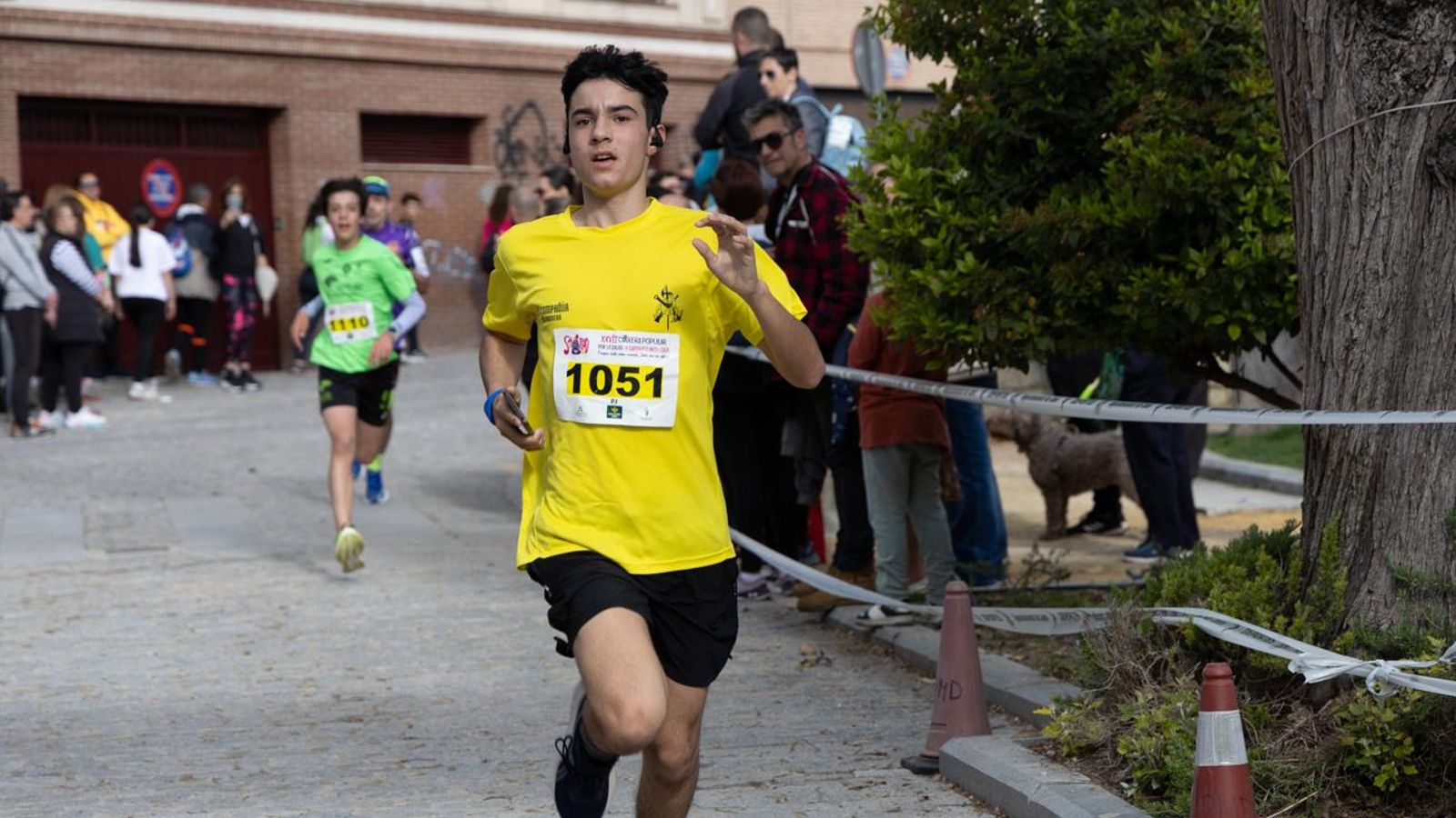 Más de 2.100 participantes corren para promover la salud en Jaén, en imágenes (1)