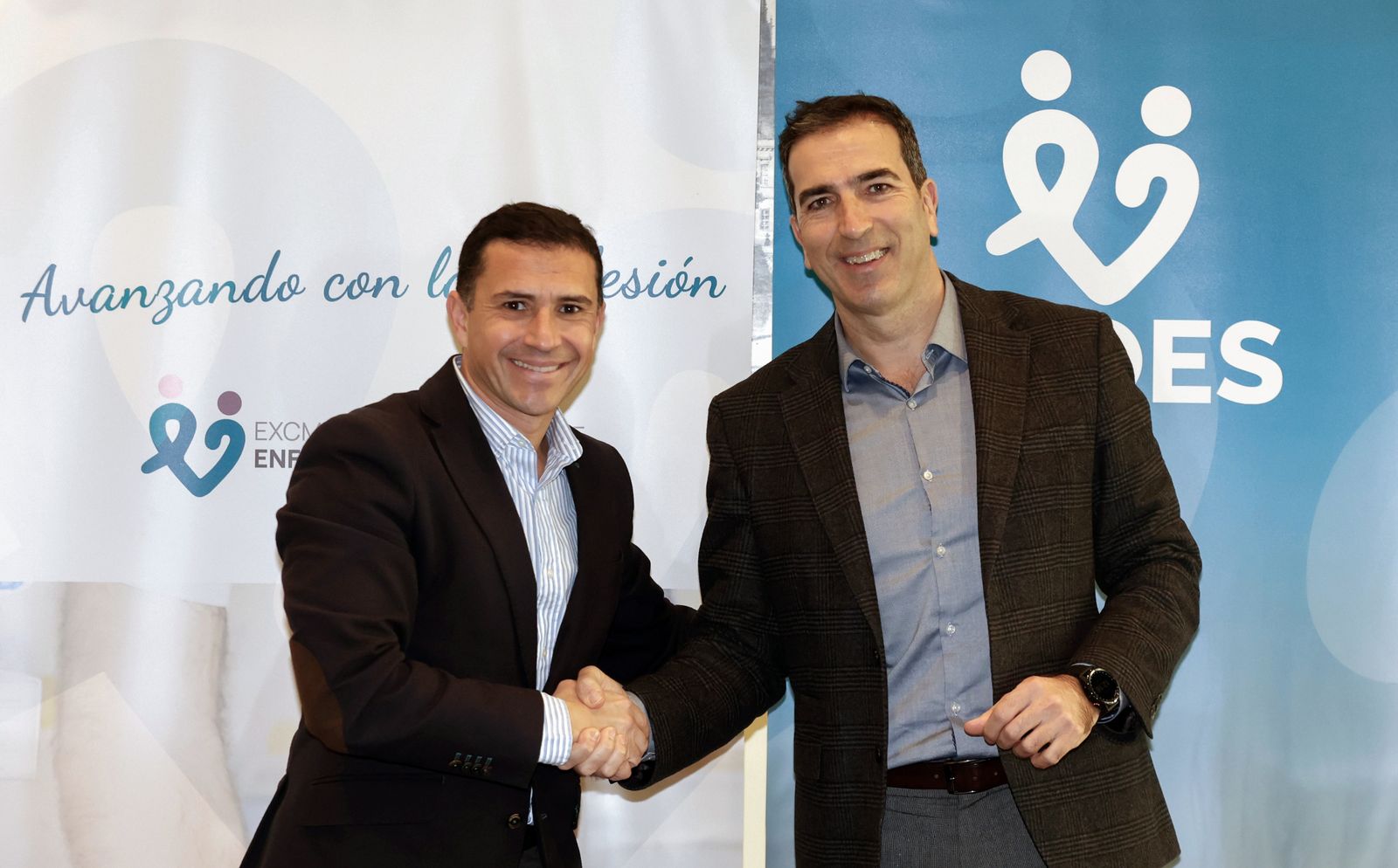 Firma del acuerdo entre el Colegio de Enfermería de Sevilla y Andalbrok