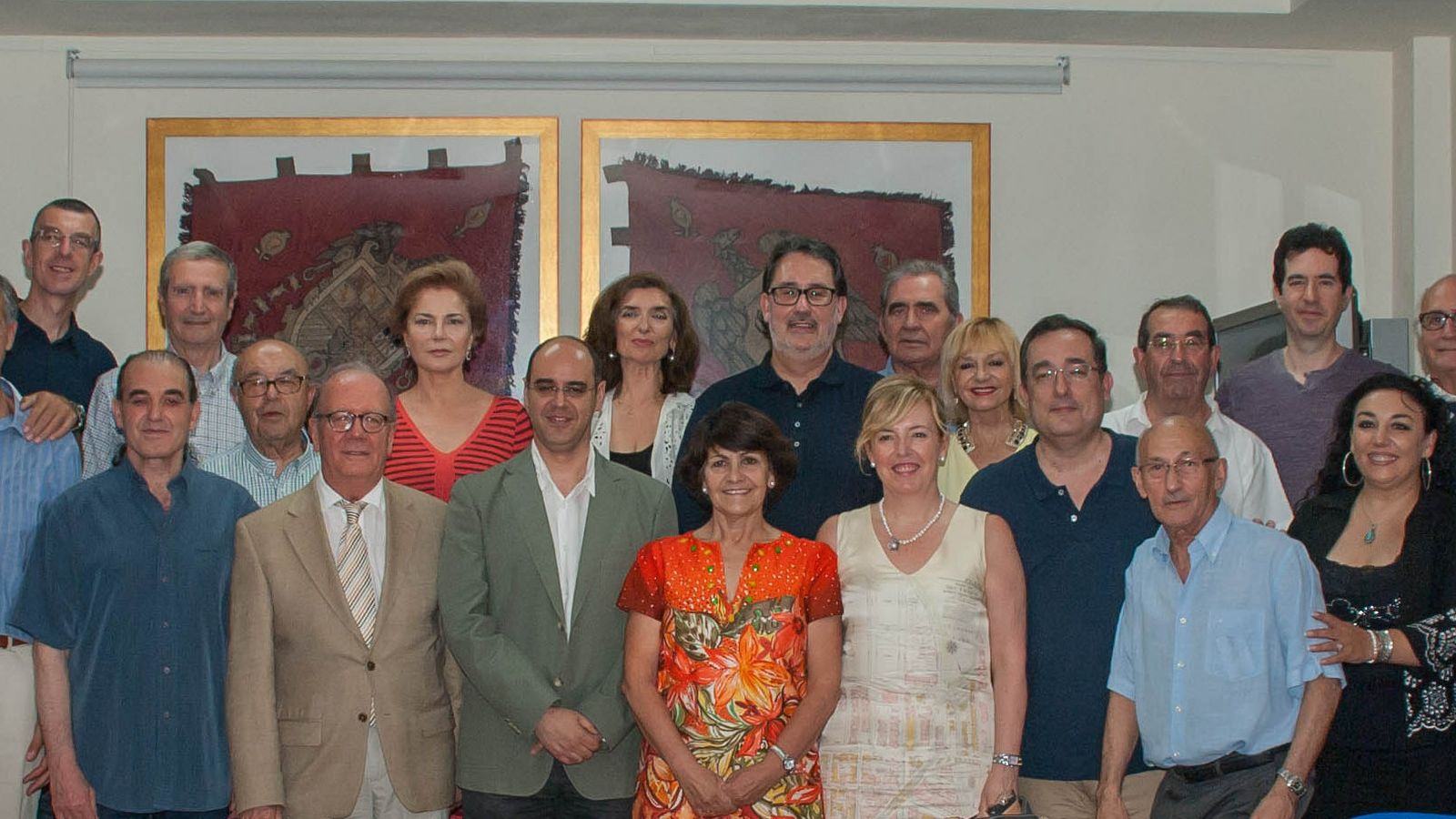 Actual junta directiva del Centro Artístico.