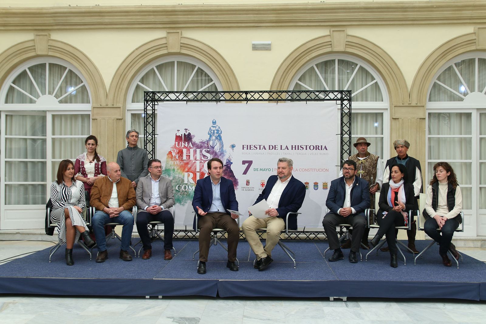 Acto de presentación de ‘La fiesta de la historia’ que será en la Plaza Vieja.