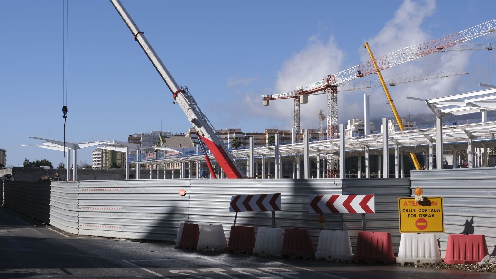 La llegada del AVE a Almería va tomando forma, en fotos