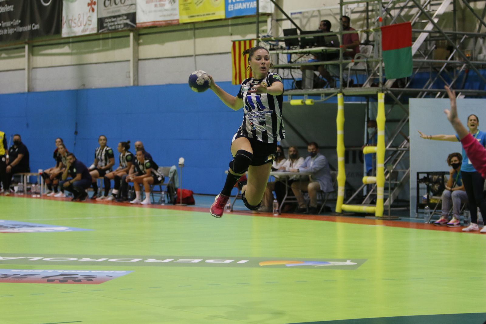 Sole López, en un contraataque en un partido de esta temporada.