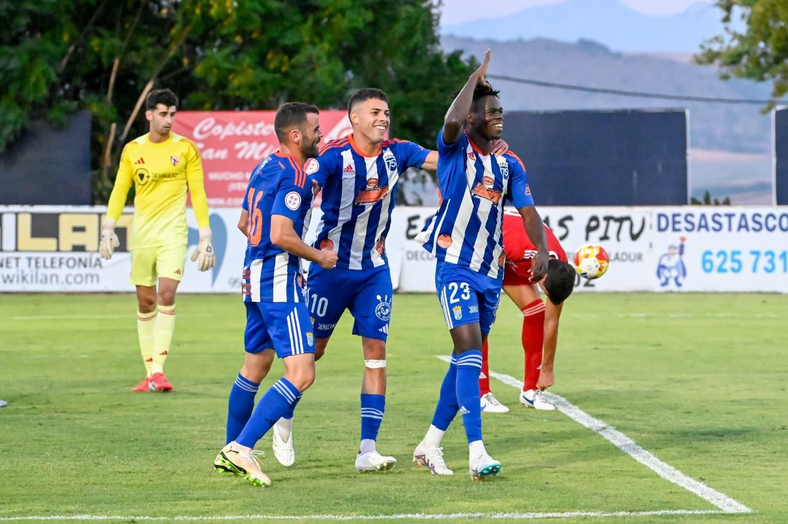Imágenes del Xerez CD-Sevilla Atlético en Arcos