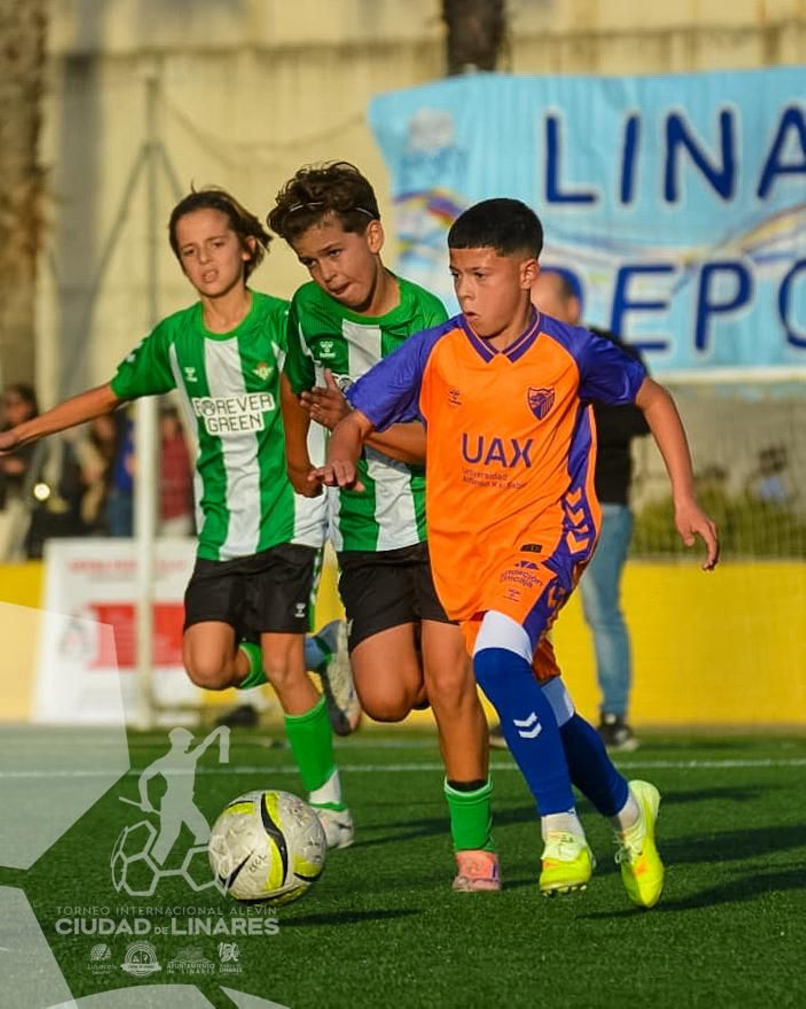 En imágenes: el RCD Espanyol, campeón del IV Torneo Internacional de Fútbol Alevín 'Ciudad de Linares'