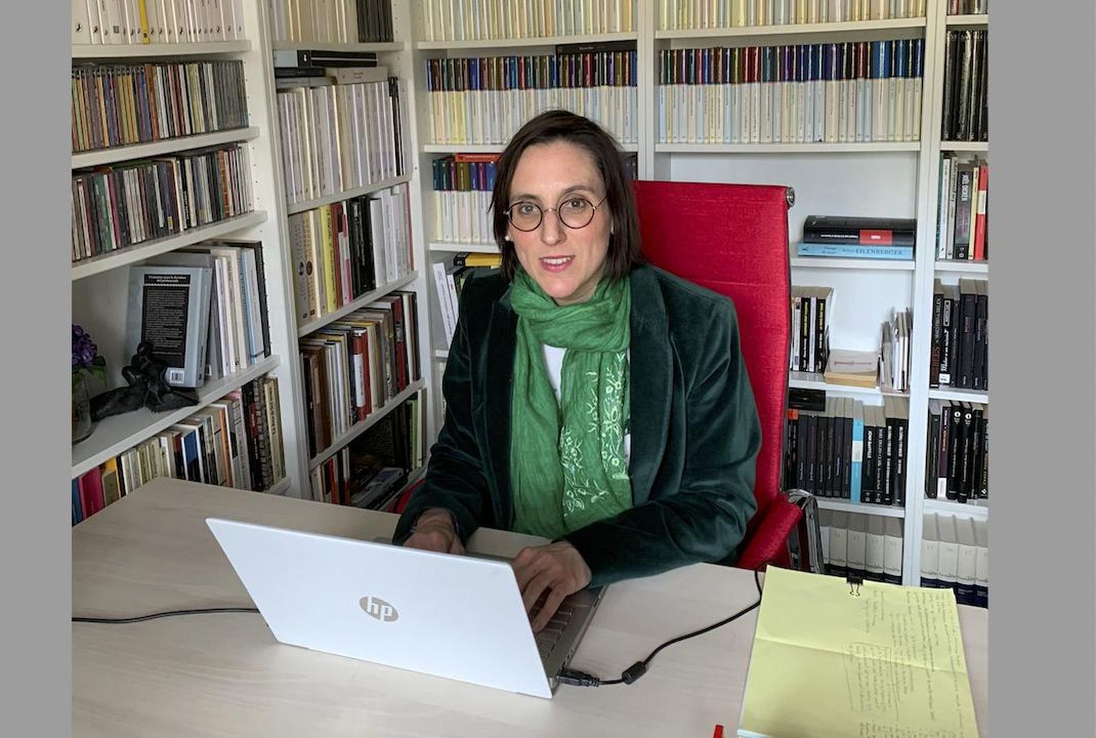 Inés Revuelta Molino,  directora de los servicios jurídicos en Francia