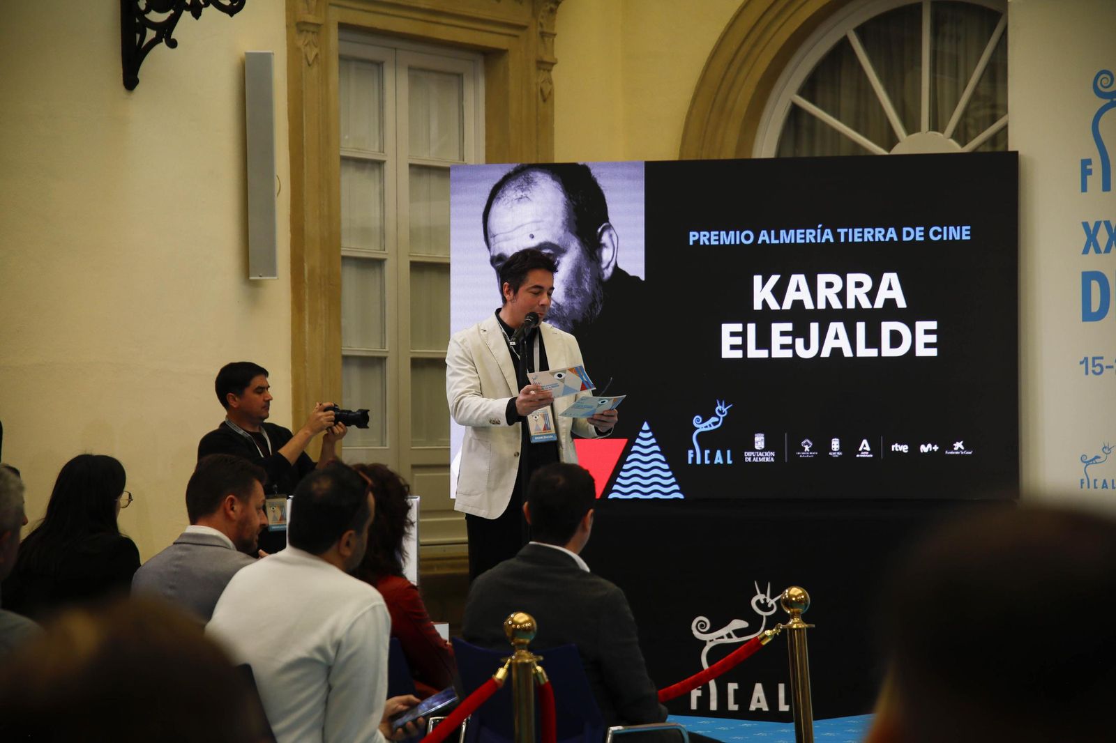 Karra Elejalde premio 'Almería, tierra de cine', en imágenes