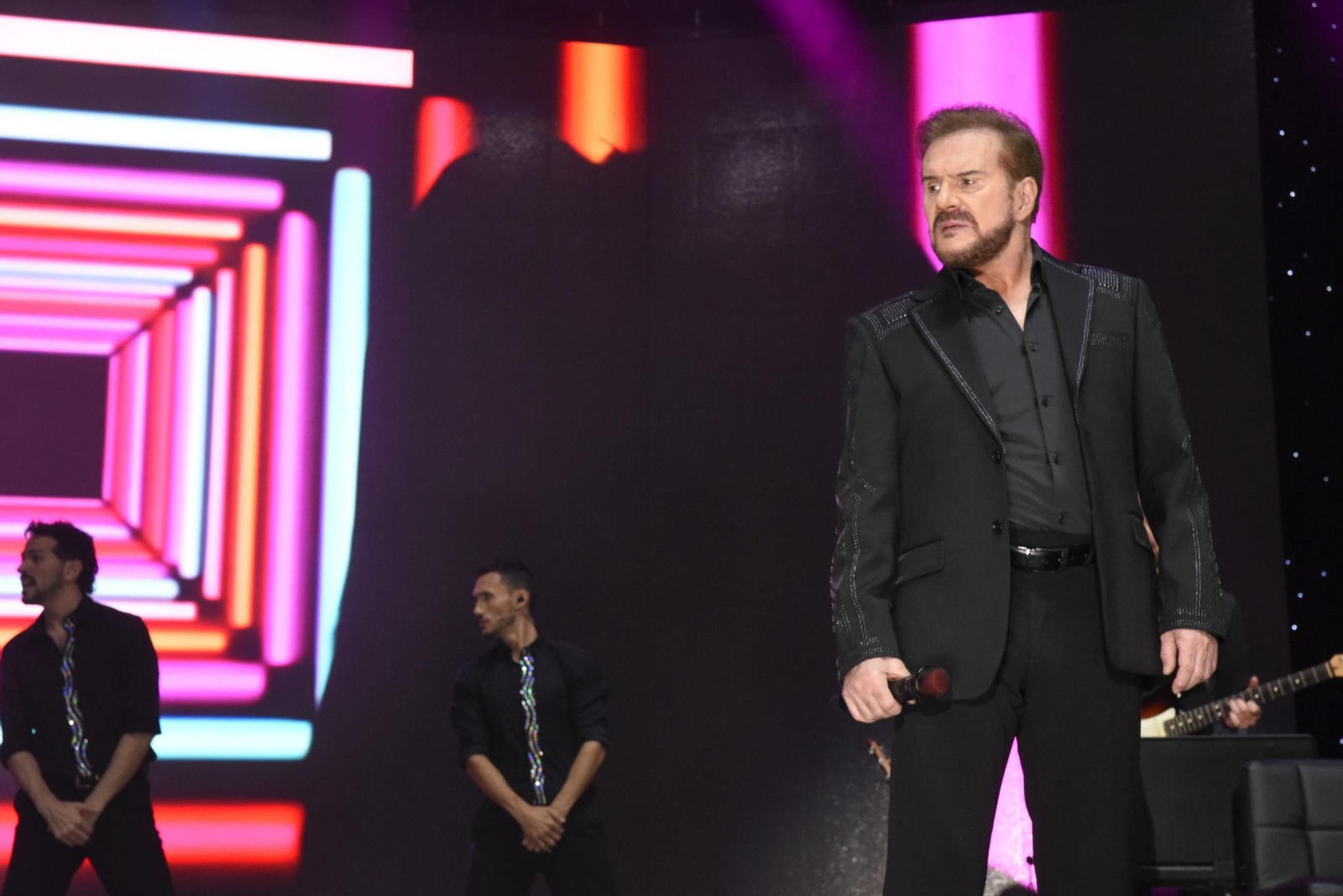 Fotos del concierto de Pimpinela en La Línea