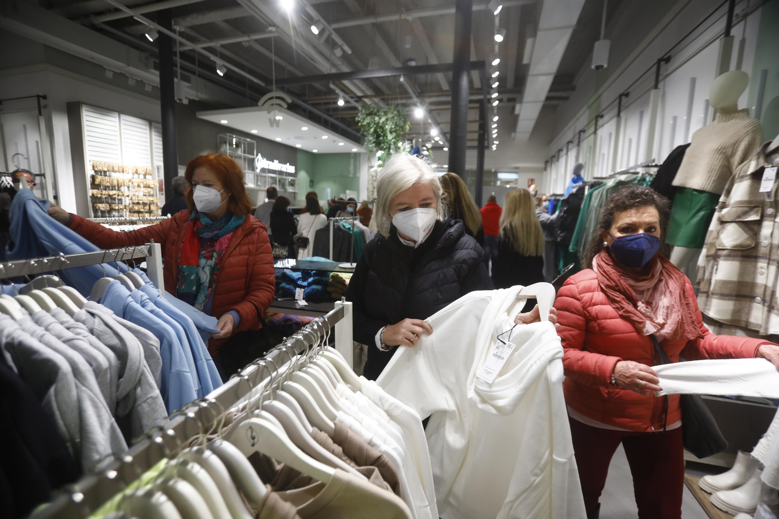 Los últimos días para comprar los regalos de Reyes, en fotografías