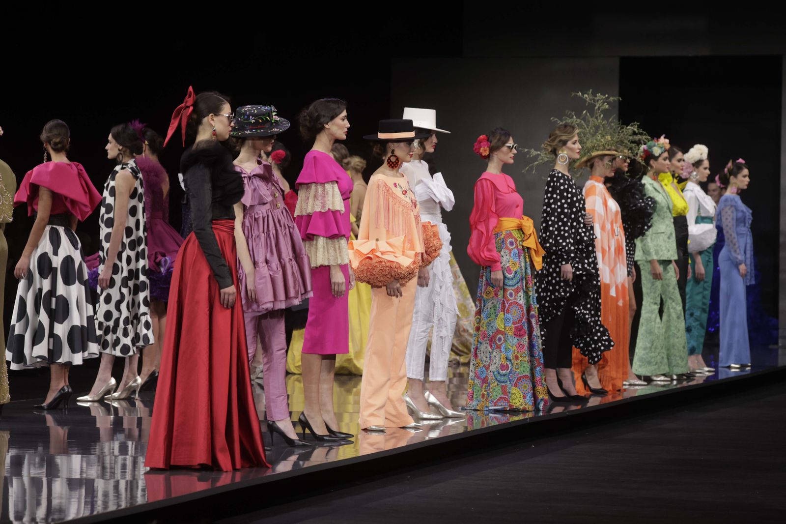 El desfile de Icónico Flamenco en SIMOF 2023, todas las fotos