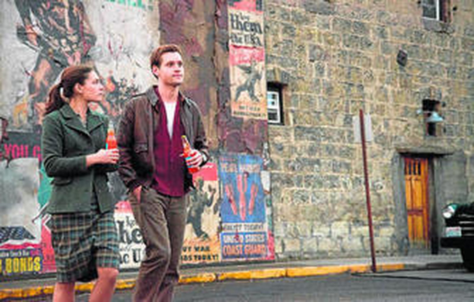 Secuencia de 'The man in the high castle', ambientada en una década de 1960 alternativa.