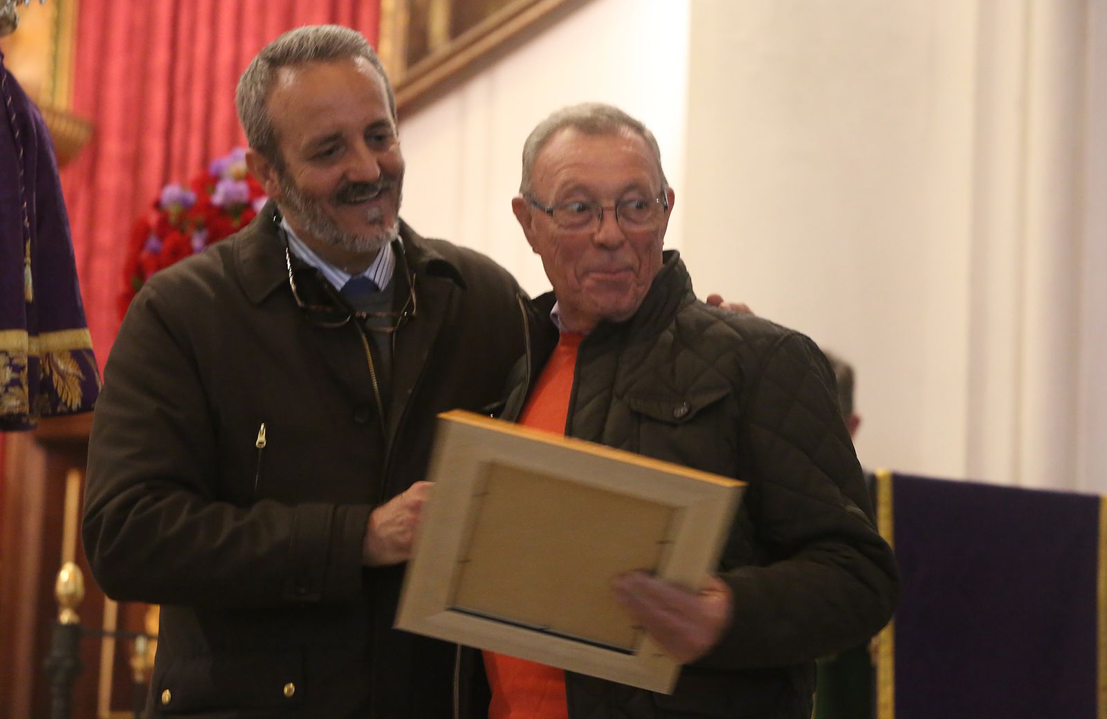 Imagenes de la misa de acción de gracias por el aniversario de la cuadrilla de costaleros