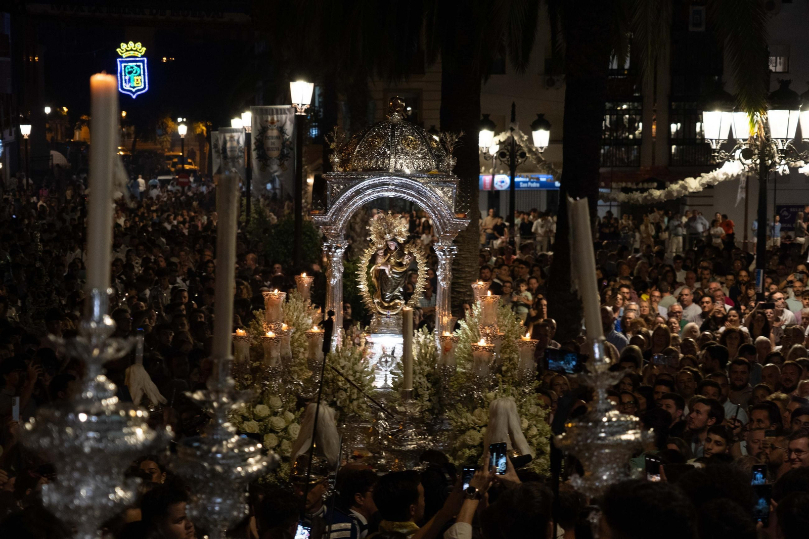 Imágenes del traslado de Nuestra Señora de la Cinta a la Parroquia Mayor de San Pedro