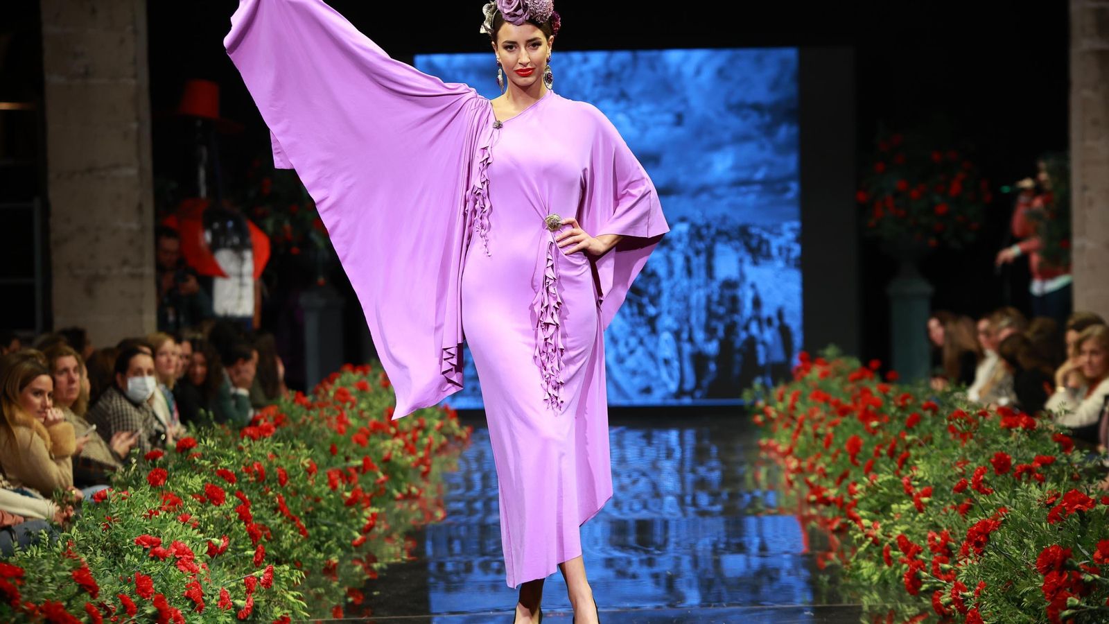 Desfile benéfico de la Hermandad del Rocío de Jerez en la Pasarela Flamenca Jerez Tío Pepe 2023. Desfile benéfico de la Hermandad del Rocío de Jerez en la Pasarela Flamenca Jerez Tío Pepe 2023.